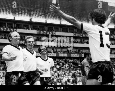 pochette neuve shell football avec piece unique Mexico 70 Reinhart Libuda