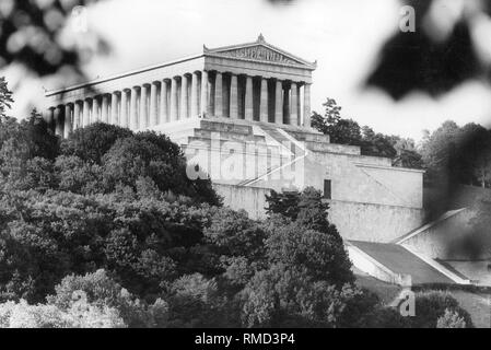 The Walhalla, embedded in the landscape of the Danube valley near Donaustauf. It was built between 1830 and 1842 on behalf of Ludwig I of Bavaria by Leo von Klenze after the model of the Parthenon. Stock Photo