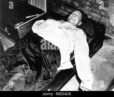 The body of Imperial marshal Hermann Goering after his suicide on October 15, 1946 in Nuremberg. Stock Photo