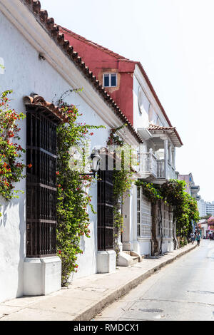 Whitewashed house, Barrio San Diego, Cartagena de Indias, Colombia. Stock Photo