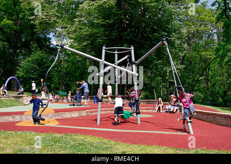 Padded Granular Square Rubber Tile Sports Flooring in Outdoor Playground  Stock Photo - Image of park, soft: 180136678