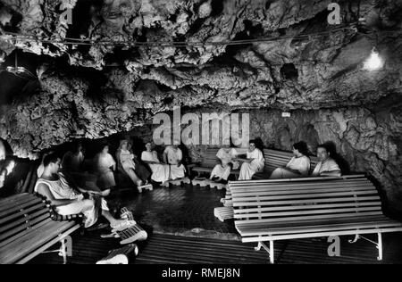 giusti grotto, monsummano terme, tuscany, italy 1930-40 Stock Photo