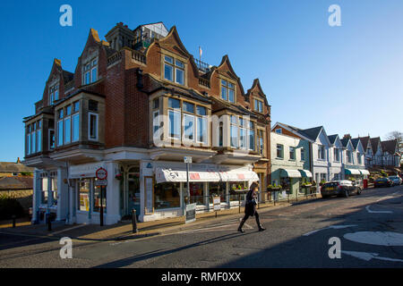 posh second home celebrity owning area Seaview, Hotel, houses, shops, high, street, seafront, yacht, club, Stock Photo