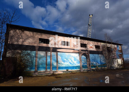 Krefeld, Germany. 11th Feb, 2019. 'Street Art Art' at the building of the 'Rhine Side Gallery' on the banks of the Rhine in the district of Uerdingen. Credit: Horst Ossinger/dpa/Alamy Live News Stock Photo