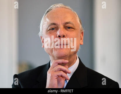 15 February 2019, Thuringia, Weimar: Hellmut Seemann, President of the Klassik Stiftung Weimar, recorded during the annual press conference. Germany's second largest cultural foundation looks back on the past year and presents its plans and priorities for 2019. 100 years after the Bauhaus was founded by Walter Gropius in Weimar, the focus of the foundation this year is on its anniversary. The opening of the new Bauhaus Museum on 5 April will be the focal point. Photo: Martin Schutt/dpa-Zentralbild/dpa Stock Photo