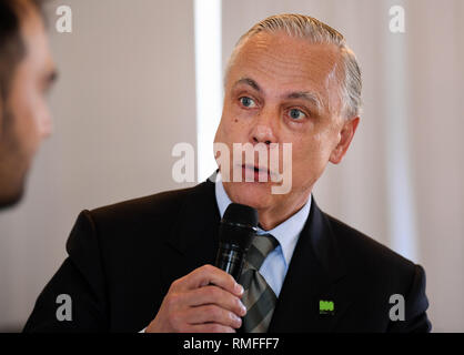 15 February 2019, Thuringia, Weimar: Hellmut Seemann, President of the Klassik Stiftung Weimar, recorded during the annual press conference. Germany's second largest cultural foundation looks back on the past year and presents its plans and priorities for 2019. 100 years after the Bauhaus was founded by Walter Gropius in Weimar, the focus of the foundation this year is on its anniversary. The opening of the new Bauhaus Museum on 5 April will be the focal point. Photo: Martin Schutt/dpa-Zentralbild/dpa Stock Photo