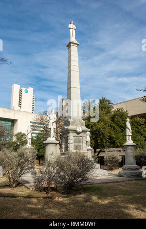 Dallas, Texas, United States of America - December 31, 2016. Confederate War Memorial at Pioneer Cemetery in Dallas, TX. Stock Photo