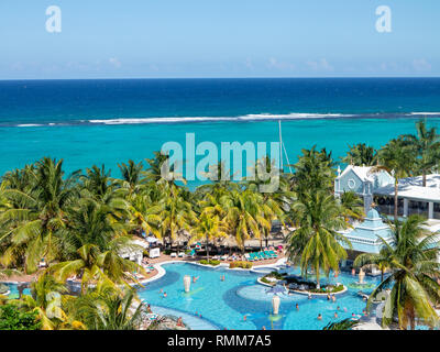 Ocho Rios Jamaica -1 February 2019: Caribbean swimming pool from above with sea in background Stock Photo