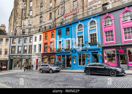 picturesque colorful shops in Victoria Street in the Oldtown of Edinburgh Stock Photo
