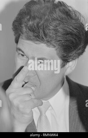 Moscow, USSR - August 23, 1991: People's deputy Aman Gumirovich Tuleyev at extraordinary session of Supreme Soviet of people's deputies of the USSR Stock Photo