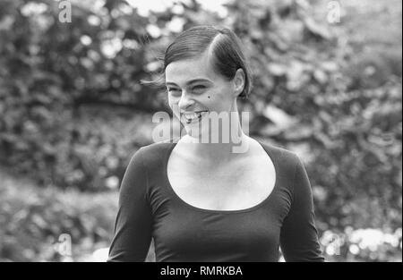 Singer & songwriter Lisa Stansfield is shown posing for media photographers during a press conference held at the Rio Palace Hotel during Rock In Rio II. Stock Photo