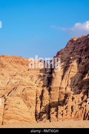 Burdah Rock Bridge, Wadi Rum, Aqaba Governorate, Jordan Stock Photo