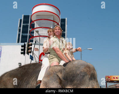 Steve Irwin with wife Terri and daughter Bindi arriving at the premiere ' Crocodile Hunter: Collision Course ' at the Arclight Theatre in Los Angeles. June 29, 2002.           -            IrwinSteve Terri Bindi02.JPG24 IrwinSteve Terri Bindi02 === Red Carpet Event, USA, Film Industry, Celebrities,  Photography,  Arts Culture and Entertainment, Topix Celebrities fashion,  Best of, Event in Hollywood Life - California,  Red Carpet and backstage, USA, Film Industry, Celebrities,  movie celebrities, TV celebrities, Music celebrities, Photography, Bestof, Arts Culture and Entertainment, from the y Stock Photo