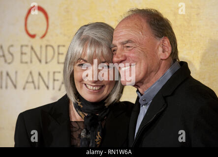 Munich, Germany. 05th Oct, 2010. Leading actor Bruno Ganz (Tiziano Terzani) and actress Erika Pluhar (Angela Terzani) arrive for the premiere of the film 'The End is My Beginning' (Italian original: La fine e il mio inizio) in Munich, Germany, 05 October 2010. Ganz plays Tiziano in the film on his life, cancer and death, which will be shown in the cinemas starting 07 October 2010. Credit: Andreas Gebert | usage worldwide/dpa/Alamy Live News Stock Photo