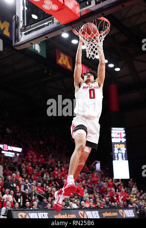 Piscataway, New Jersey, USA. 16th Feb, 2019. Rutgers Scarlet Knights guard GEO BAKER (0) drives to the basket against the Iowa Hawkeyes in a game at the Rutgers Athletic Center. Credit: Joel Plummer/ZUMA Wire/Alamy Live News Stock Photo