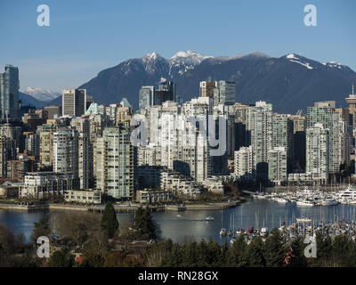 Vancouver, British Columbia, Canada. 6th Feb, 2019. A high angle view ofVancouver's downtown skyline along the North shore of False Creek, Vancouver, B.C. on Wednesday, February 6, 2019. Credit: Bayne Stanley/ZUMA Wire/Alamy Live News