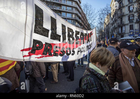 Spain. 16th Feb, 2019. A huge banner in support of the manifest is seen among protesters.ANC and 'mnium Cultural together with pro-independence unions organized a manifestation about the trial against pro-independence leaders in Spain, with the lemma ''self-determination is not a crime'' where hundreds of thousands of people took part. Credit: Victor Serri/SOPA Images/ZUMA Wire/Alamy Live News Stock Photo