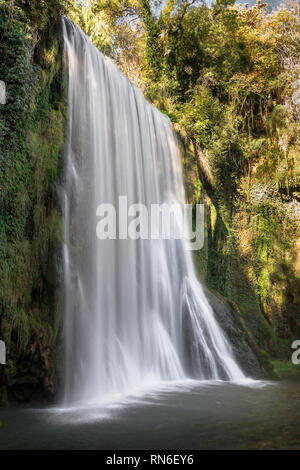 La Caprichosa waterfall, Monasterio de Piedra, Nuevalos, Zaragoza, Spain Stock Photo