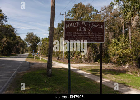 Follow That Dream Parkway, located in Yankeetown, Florida USA Stock Photo