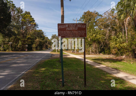 Follow That Dream Parkway, located in Yankeetown, Florida USA Stock Photo