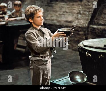 OLIVER! MARK LESTER as Oliver Twist Date: 1968 Stock Photo - Alamy