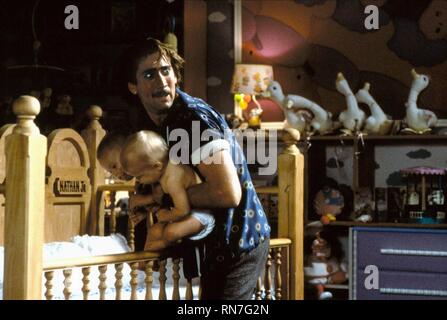 CAGE,BABIES, RAISING ARIZONA, 1987 Stock Photo