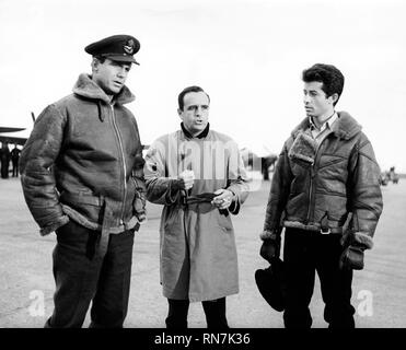 ROBERTSON,GRAUMAN,CHAKIRIS, 633 SQUADRON, 1964 Stock Photo