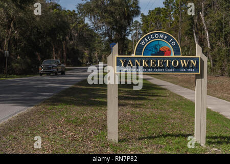 Follow That Dream Parkway, located in Yankeetown, Florida USA Stock Photo