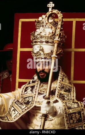 LISZTOMANIA, Ringo Starr as the Pope, 1975 Stock Photo - Alamy