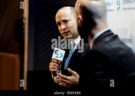 Jerusalem, Israel. 18th February, 2019. NAFTALI BENNET, Minister of Education and Diaspora Affairs and Head of The New Right Party, is interviewed at the  45th Conference of Presidents of Major American Jewish Organizations Leadership Mission to Israel (COP) at the Inbal Hotel in Jerusalem. More than 100 American leaders from the Conference's 53 member organizations and its National Leadership Council participate. Credit: Nir Alon/Alamy Live News Stock Photo