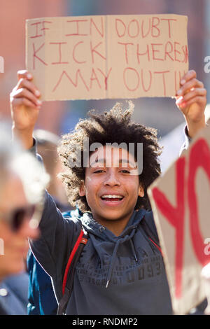 Environment Protest Manchester Picture by Chris Bull 15/2/19 Youth Strike 4 Climate protest in ...