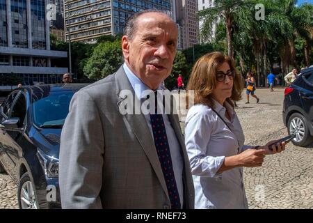 Sao Paulo, Brazil. 19th Feb, 2019. SP - Sao Paulo - 02/19/2019 - Aloysio Nunes - Former Minister of Foreign Relations and current president of Investe SP, Aloysio Nunes, arrives at the Instituto FHC in the center of Sao Paulo where he will give lecture on the morning of this Tuesday fair 19. Bonded links to the former minister were targets of the 60th phase of the Opera Lava Jato set off today by the Federal Police, the suspicion and transfer of proprina on behalf of Odebrechet. Photo: Suamy Beydoun / AGIF Credit: AGIF/Alamy Live News Stock Photo