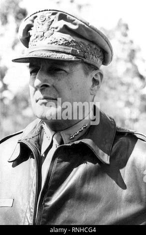 General Douglas MacArthur, Portrait, World War II, circa 1940's Stock ...