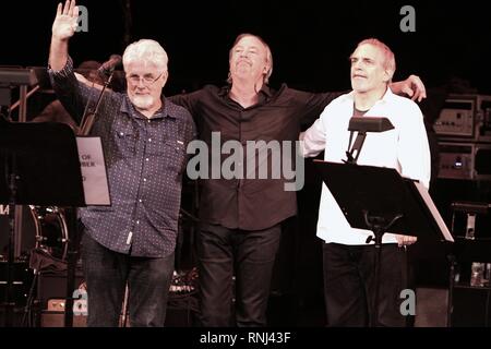 Musicians Michael McDonald, Boz Scaggs and Donald Fagen of the Dukes of September taking a bow at the end of the performance. Stock Photo