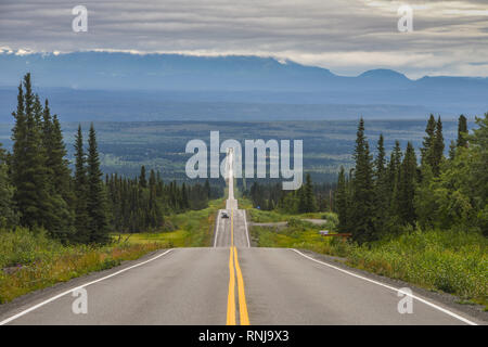 Edgerton Cutoff Road, McCarthy Road, Southeast Alaska, USA Stock Photo