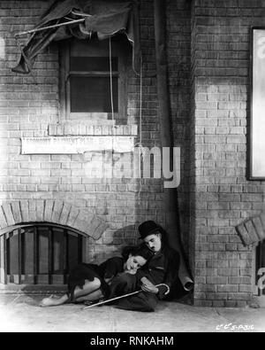 Charlie Chaplin Paulette Goddard Modern Times 1936 Charles Chaplin Productions / United Artists Stock Photo