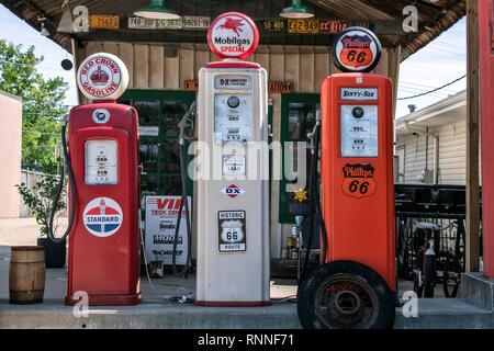 Historic Gas Station Shea's Gas Station, Museum at Route 66, Springfield, Illinois, USA Stock Photo