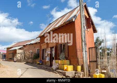 Ambohimnga viillge Madagascar - typical buildings - hardware store Stock Photo
