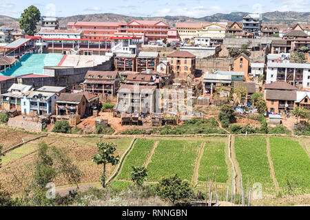 Views  along N7 road from Antsirtabe to Ranomafana National Park Madagascar; Ambositra town Stock Photo