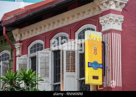 Singapore.  Emerald Hill Road Early Twentieth Century Chinese House now Serving as a Bar and Restaurant. Stock Photo