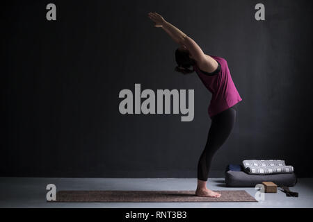 Woman Exercising Urdhva Hastasana Upward Salute Pose Yoga Silhouette Stock  Image - Image of backlit, hastasana: 49694399