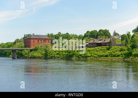 Fort Western and Old City Hall on the bank of Kennebec River in downtown Augusta, Maine, USA. Stock Photo