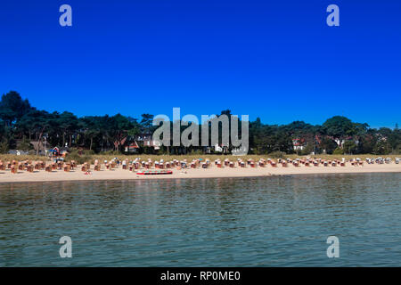 Beach with beach coats of Niendorf, Timmendorfer Strand, Luebeck Bay, Baltic Sea, Schleswig-Holstein, Germany Stock Photo