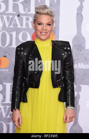 London, UK. 20th Feb, 2019. LONDON, UK. February 20, 2019: Pink arriving for the BRIT Awards 2019 at the O2 Arena, London. Picture: Steve Vas/Featureflash *** EDITORIAL USE ONLY *** Credit: Paul Smith/Alamy Live News Stock Photo