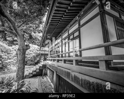 Traditional Japanese houses in Kamakura Stock Photo