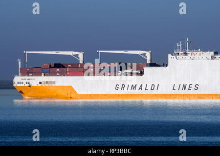 Grande Amburgo, ro-ro cargo ship from Italian cargo and ferry company Grimaldi Lines Stock Photo