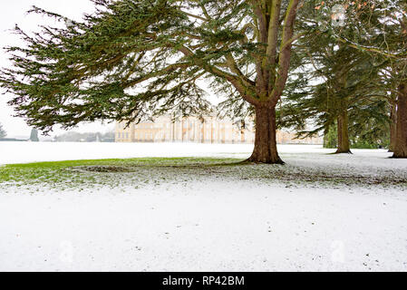 Blenheim Palace. The Front Facade and lawns of Blenheim Palace in the snow - Blenheim Palace in Woodstock, Oxfordshire, England Stock Photo