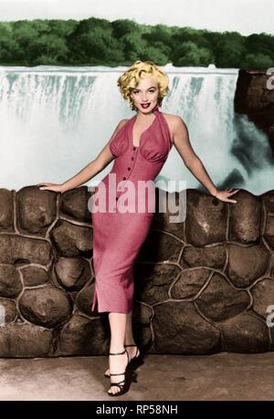 marilyn monroe pink dress niagara Marilyn Monroe in her memorable pink dress worn in the 1953 noir picture " Niagara". #pinup