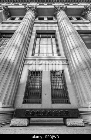 Facade of Mitsui Sumitomo Bank SMBC Main Building. Located in Nihonbashi district, Chuo Ward. Stock Photo