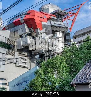 Robot shaped Aoyama Technical College building (青山製図専門学校), located in Daikanyama district, Shibuya Ward, Tokyo. Stock Photo